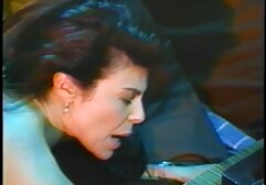 El pie (1974) abuelas cojiendo con animales